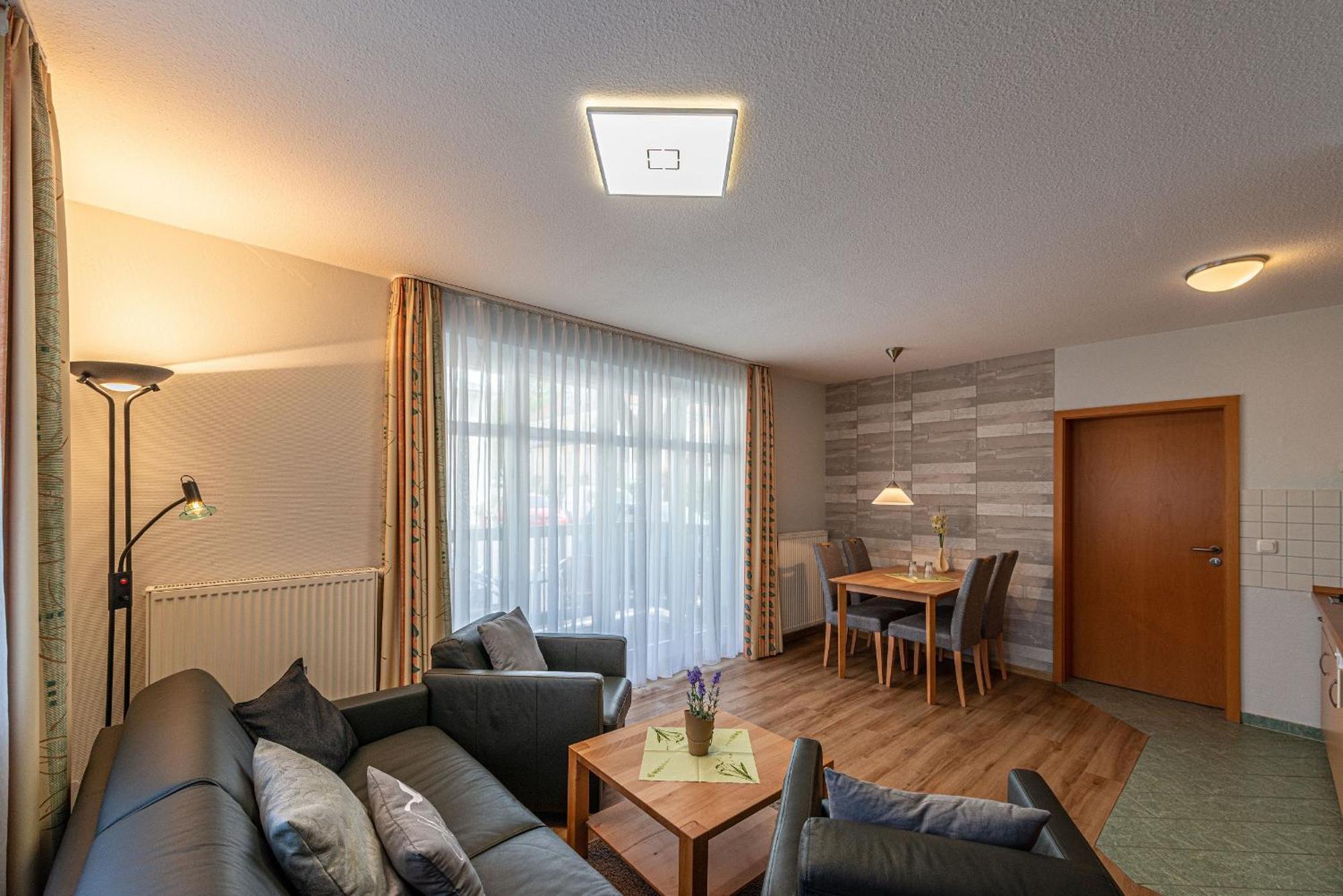 Am Weststrand Apartmenthaus Waldeck Ostseebad Kühlungsborn Esterno foto