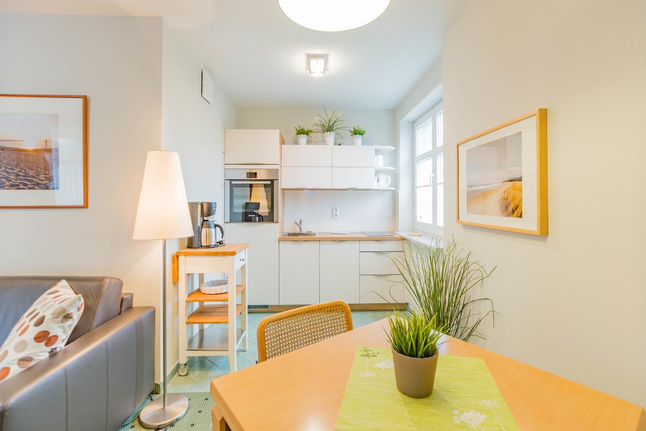 Am Weststrand Apartmenthaus Waldeck Ostseebad Kühlungsborn Esterno foto