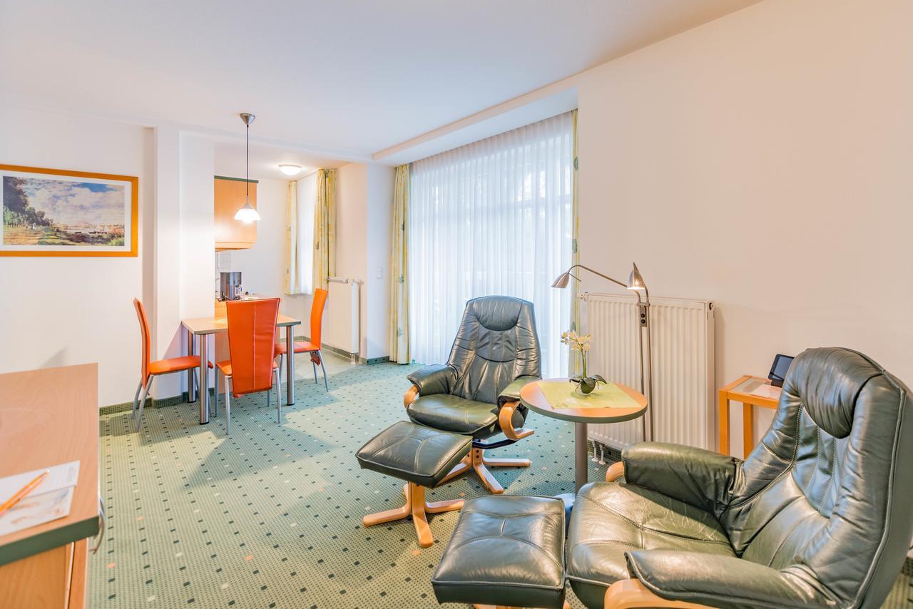 Am Weststrand Apartmenthaus Waldeck Ostseebad Kühlungsborn Esterno foto