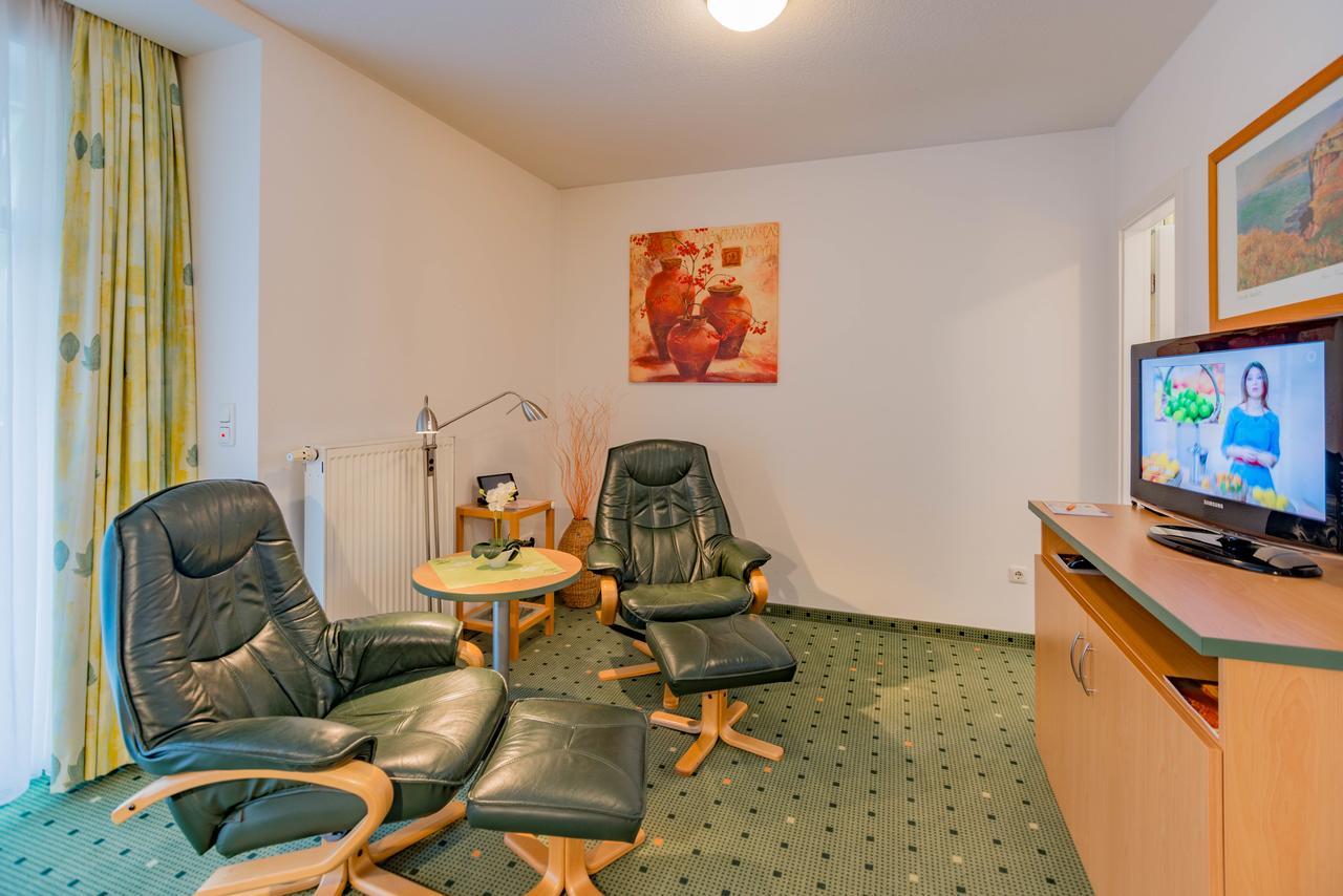 Am Weststrand Apartmenthaus Waldeck Ostseebad Kühlungsborn Esterno foto