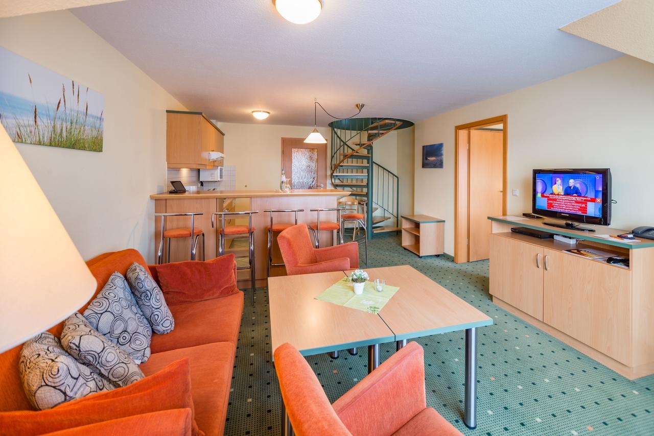 Am Weststrand Apartmenthaus Waldeck Ostseebad Kühlungsborn Esterno foto