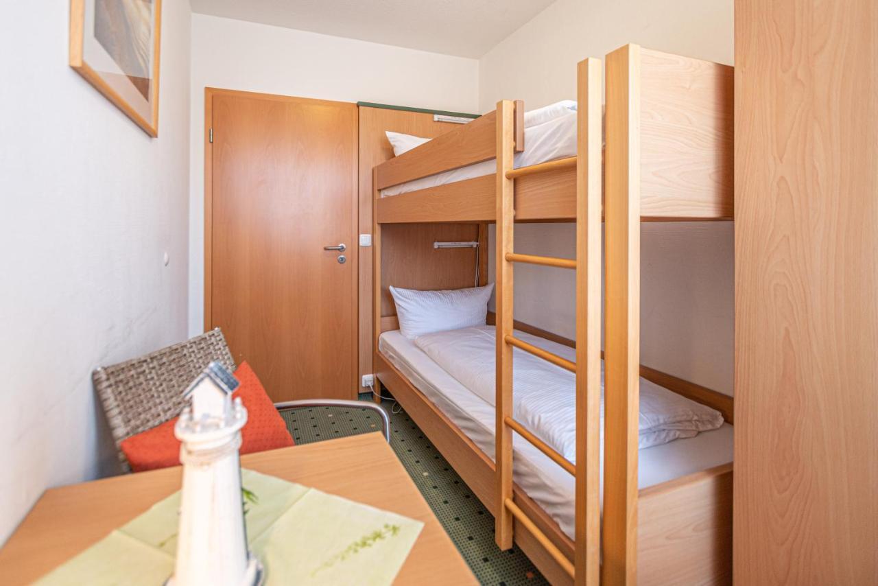 Am Weststrand Apartmenthaus Waldeck Ostseebad Kühlungsborn Esterno foto