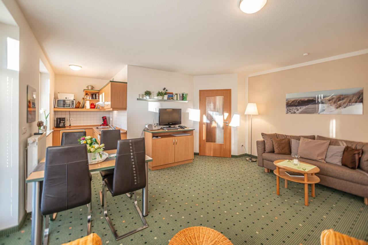 Am Weststrand Apartmenthaus Waldeck Ostseebad Kühlungsborn Esterno foto